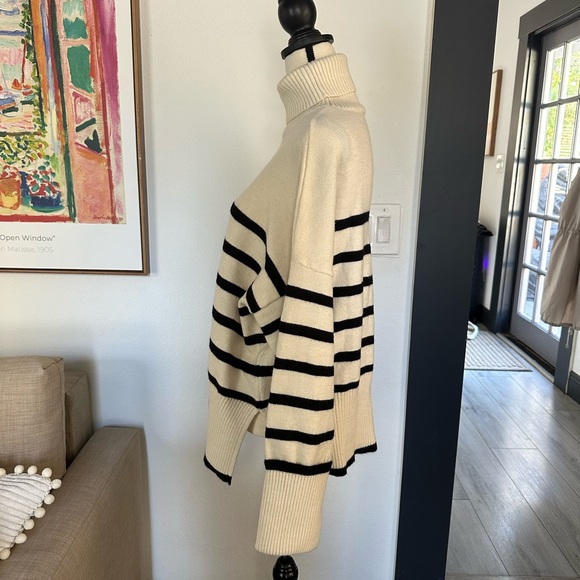 NWT Bershka Roll Neck Sweater in Ecru & Black Stripe Sweater - Picture 8 of 10